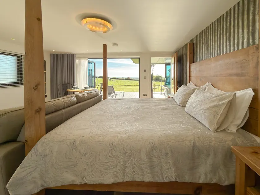 Sun Seeker - Cornish sea view luxury apartment - Image 1
