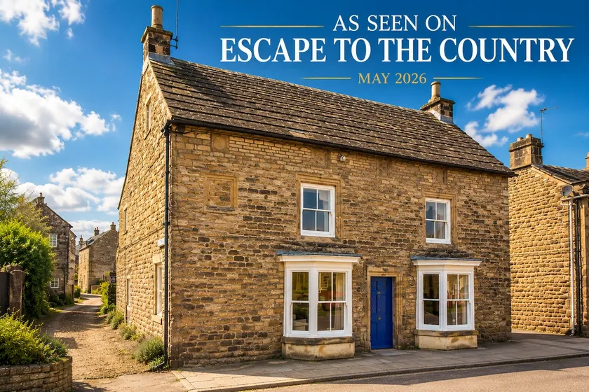 Morton House Masham - 7 brm Farmhouse with private courtyard and Stable Block accommodation sleeps 2-14 Flexible pricing for every group size - Image 1