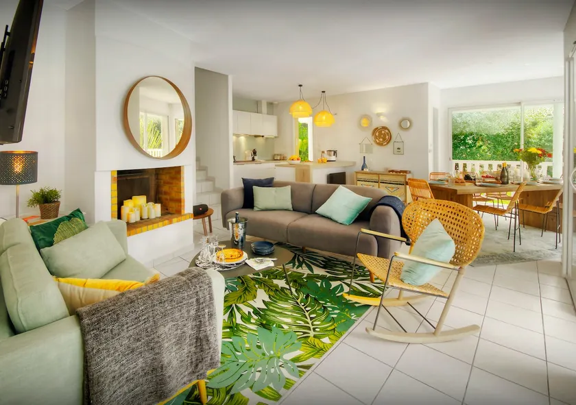 Summer villa with private pool - Image 1
