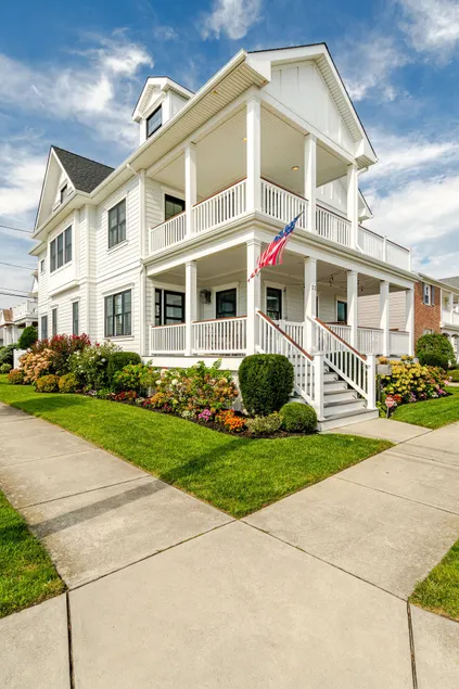 6 Bed/6.5Bath Margate gem - CLOSE to the beach - Image 1