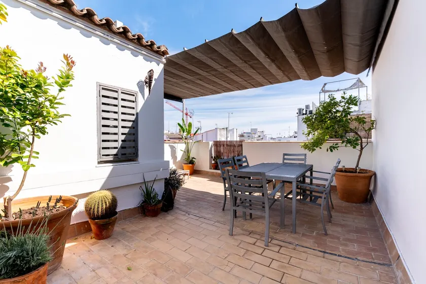 Designer Duplex Penthouse in Alameda, Sevilla Centro - Image 1