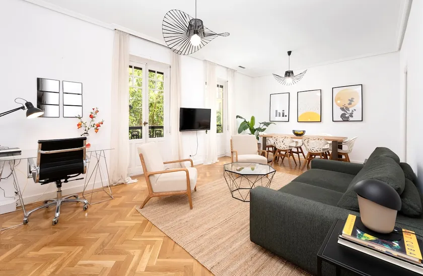Staymadrid Retiro apart -Bright & Spacious 1-5 pax - Image 1
