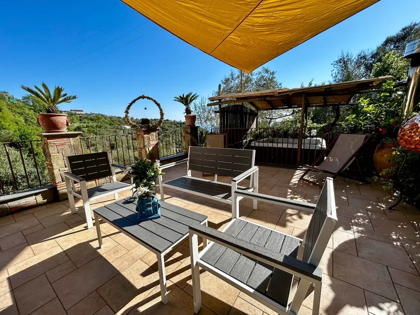 Domus Ars Home & Jacuzzi - Image 1
