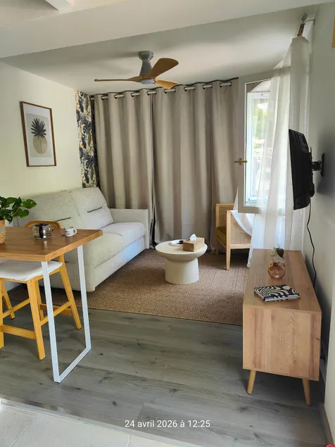 Small cozy nest 800 m from the beach. - Image 1