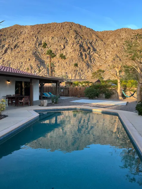 Mid Century Mountain Garden Views- 2 beds #066151 - Image 1