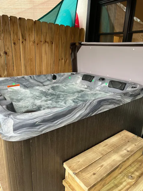 ”Asheville's Good Vibes Retreat”HotTub&PetFriendly - Image 1