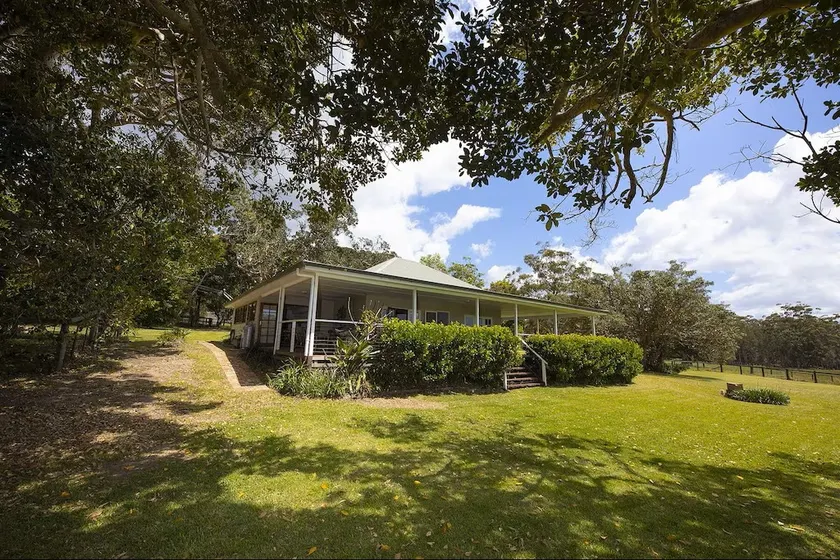 Farm Charm, Book 2 nights stay 3rd night for free. - Image 1