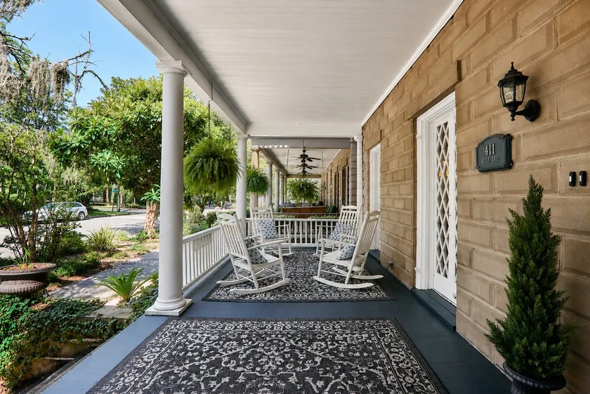 Downtown Savannah Oasis 4 Bed, 3 Bath - Image 1