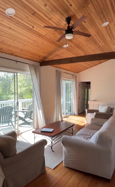 Pet-Friendly Hyco Lake Retreat w/ Dock & Slip - Image 1