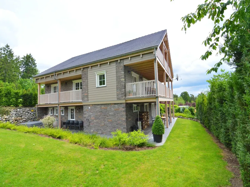 Luxury Ardennes chalet spa - Image 1