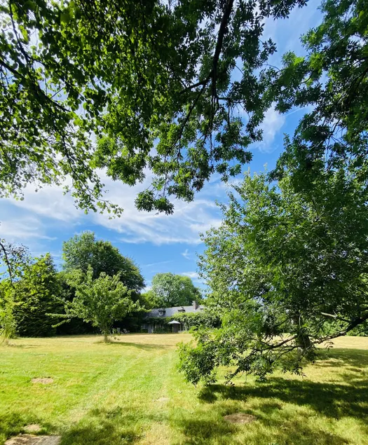 16th-c Norman home, on 10 ha of unspoiled nature - Image 1