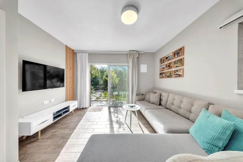 Engel’s apartments: Spacious apartment 42sqm - Image 1