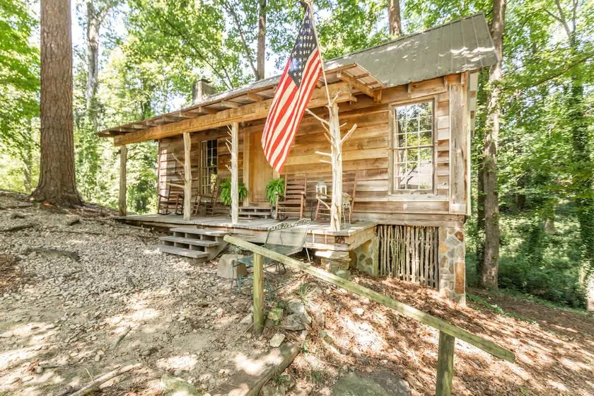 Twinkly Secluded Cabin 1BR + Loft + Trails +Grotto - Image 1