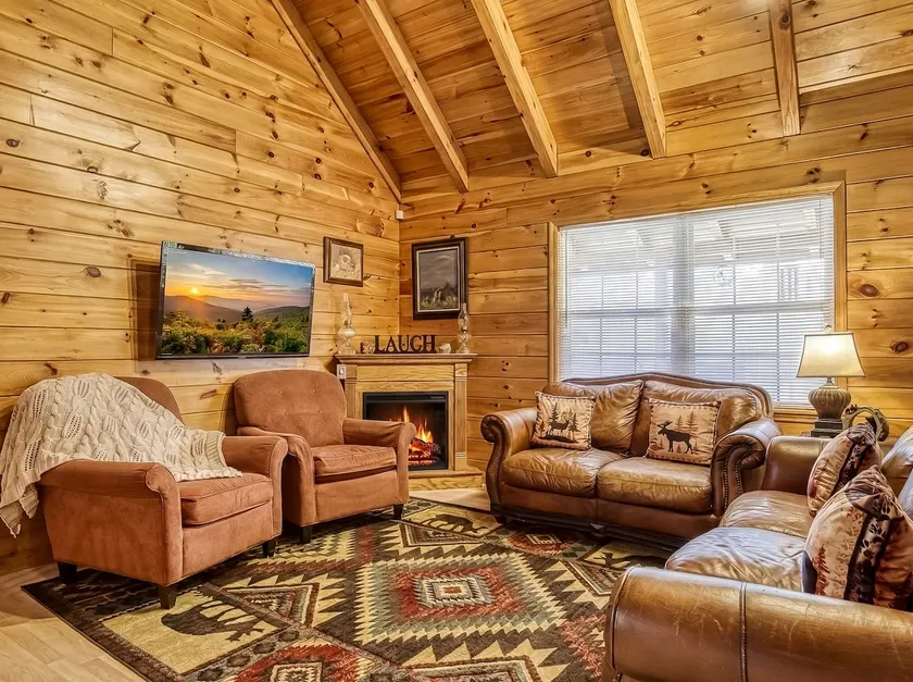 Smoky Mountains Cabin | Hot Tub | Sleeps 11 - Image 1