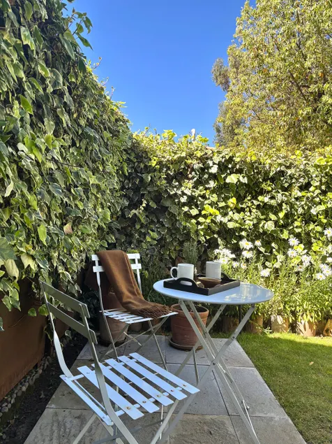 Hideaway Duplex • Views & Garden near city center - Image 1
