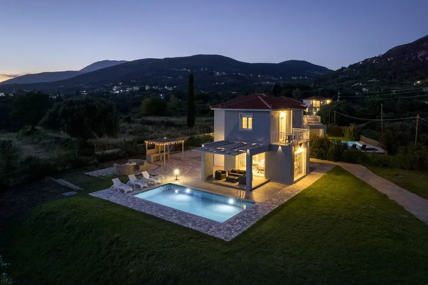 Villa Mare★3 BR★Private Pool★Sea Views★Free Parking - Image 1