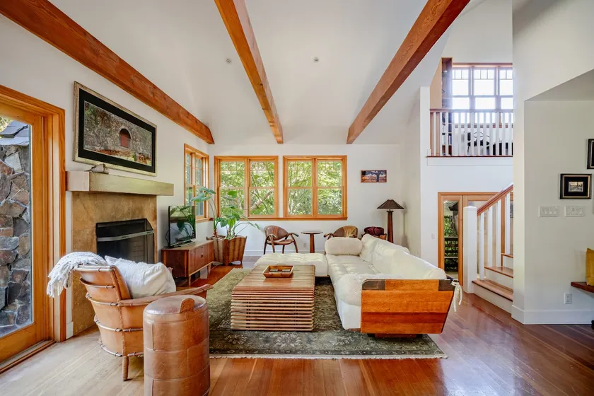 Charming Penngrove Compound - Image 1