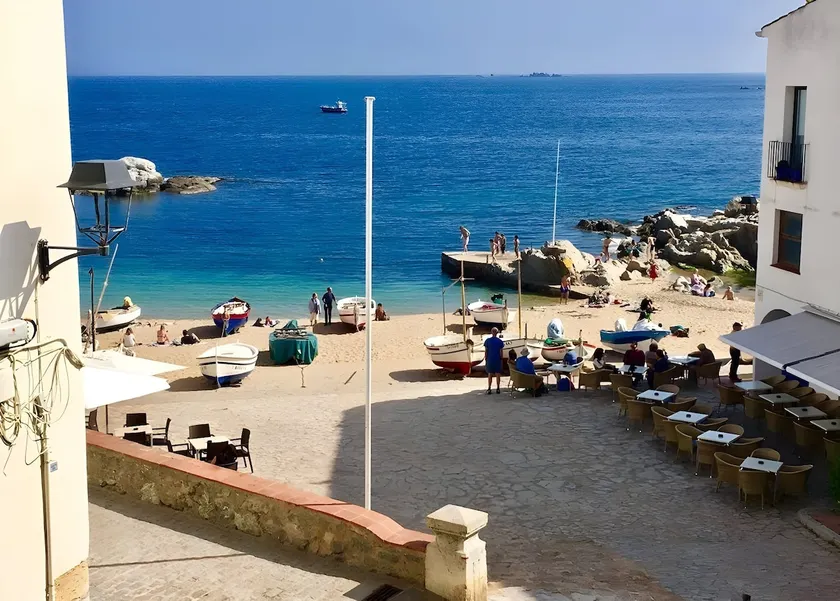 Calella Port Bo. Les Voltes 2- For en anden og speciel ferie - Image 1