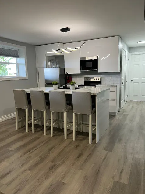 Richards residence - Image 1