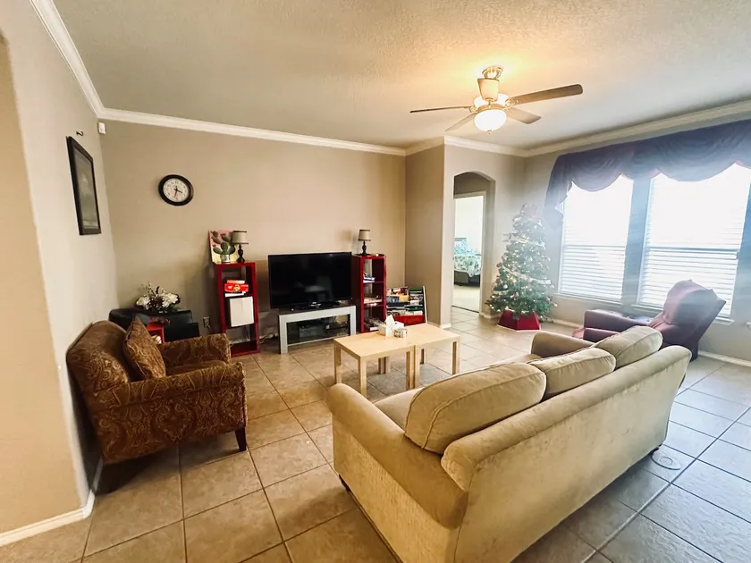 Spacious Home near San Antonio & Randolph AFB - Image 1