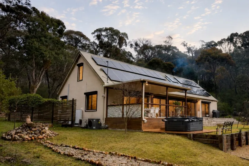 Luxury 4 Bedroom Retreet Spa, Sauna - ENBlackheath - Image 1