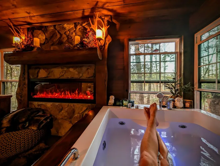 Cozy Luxury A-Frame: Jacuzzi, Heated Floors, WiFi - Image 1
