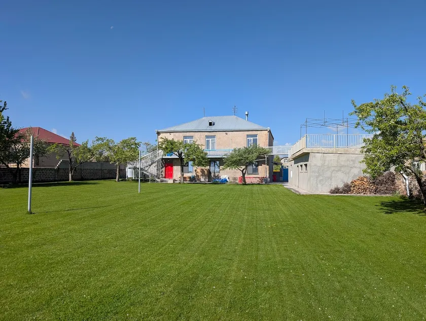 Villa with Garden in Martuni Next to Sevan Lake - Image 1