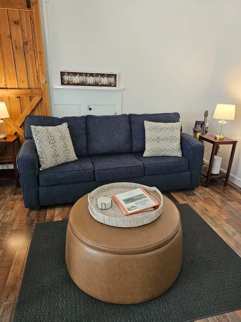 * Princeton Area *2 Bed Apt*Full Kitchen*Sleeps 6* - Image 1