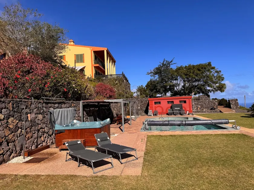Strelitzia House: villa with pool, spa, barbecue - Image 1