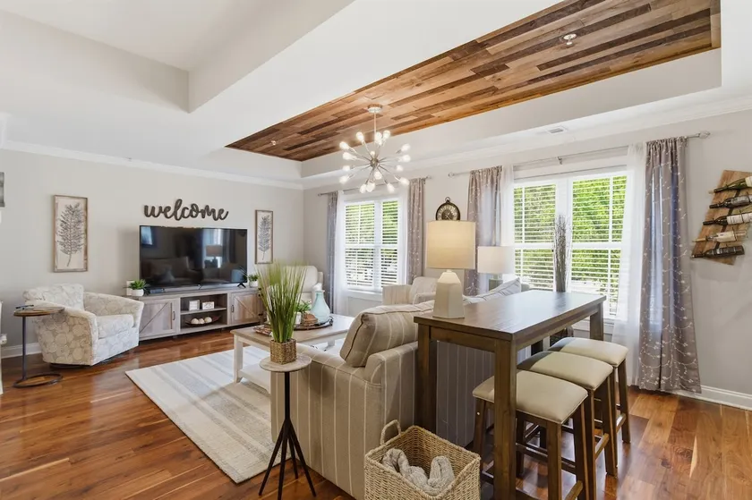 Luxe Condo in Old Town Bluffton + Elevator + Walkable to everything! - Image 1