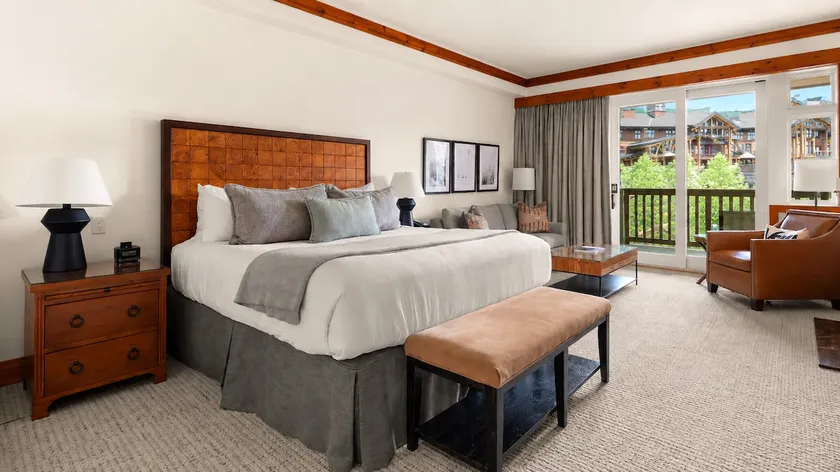 Luxury Studio Ski-in Ski-Out, Hiking, Mtn Biking, Golf, Fishing - Image 1