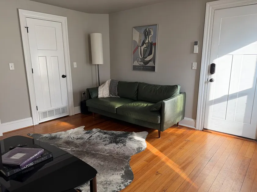 Historic, sun-filled charm at Summit Suite #2 - Image 1