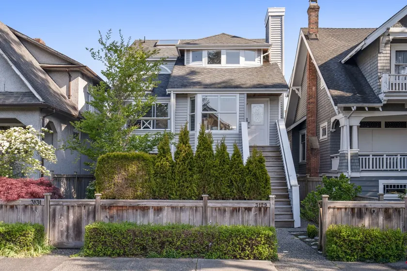 1,600 sqft Vintage style Beach House in Kitsilano - Image 1