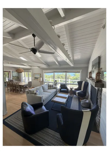 Ocean Front Cliff House Cottage - Image 1