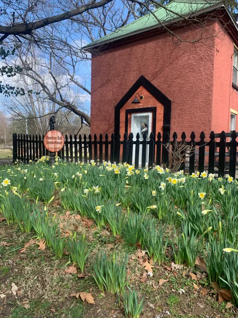 Bourbon Oak Smokehouse Cottage - Image 1