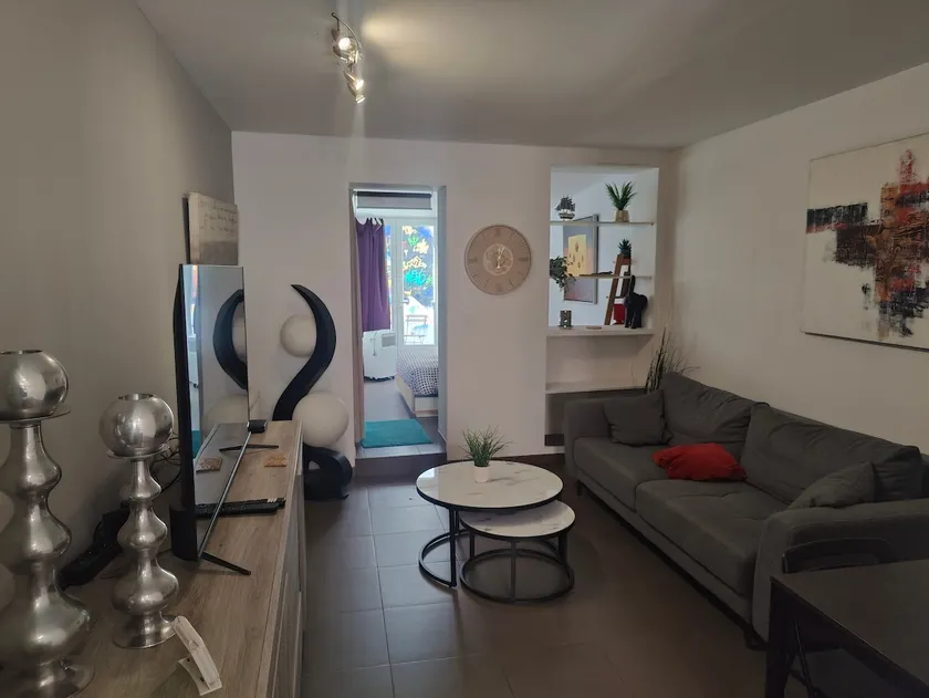 Cozy flat in the center of Wavre - Image 1