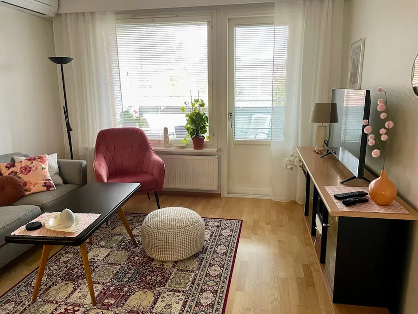 A two-room apartment with a sauna and a parking space near the four-way intersection - Image 1