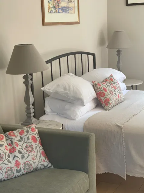 Peaceful Garden Retreat in Tunbridge Wells - Image 1