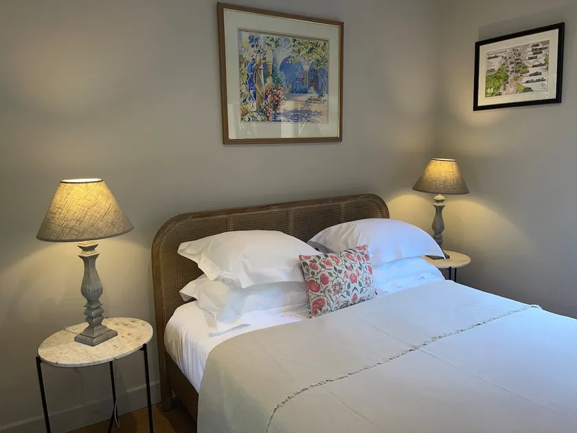 Peaceful Garden Retreat in Tunbridge Wells - Image 1