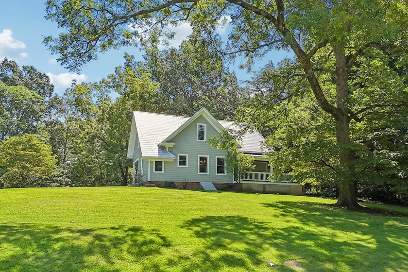 Historic charm in downtown Tryon; 18 Minutes from Tryon Intl Equestrian Center - Image 1