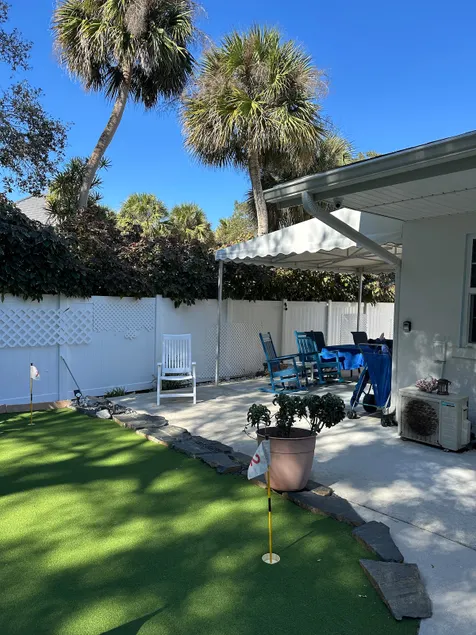 Private Island Studio - Image 1