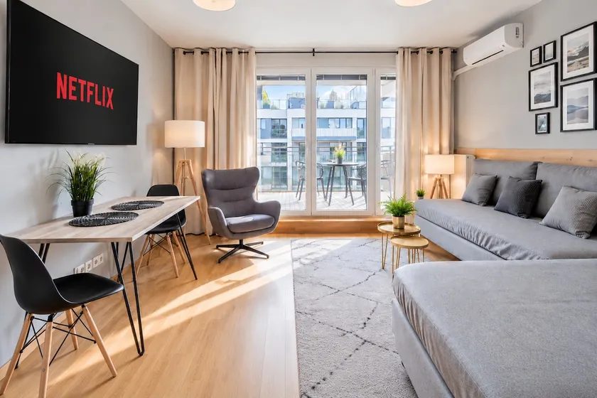 Quiet 100m² boutique: 4 rooms, 3 baths, terrace|AC - Image 1