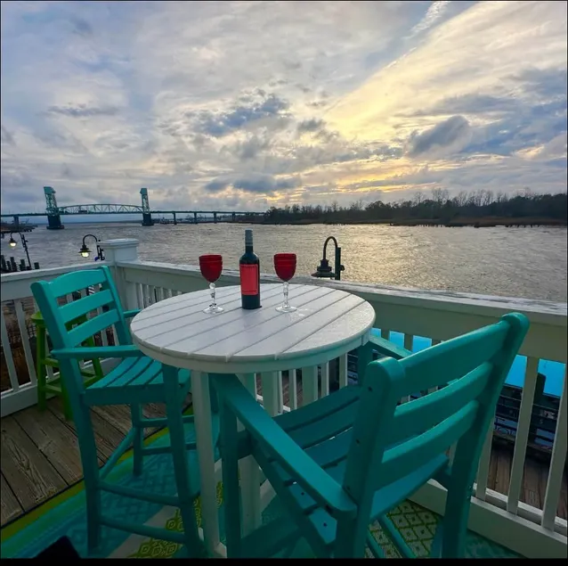 Spectacular Riverfront w/ Parking & A King Bed! - Image 1