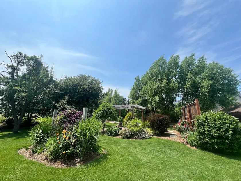 Wine Country Hideaway - Image 1