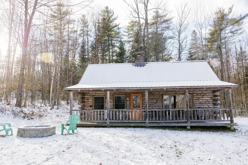 Cozy Vermont Cabin - Image 1