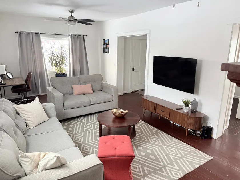 Bright Apt, Minutes to Downtown Buffalo! - Image 1