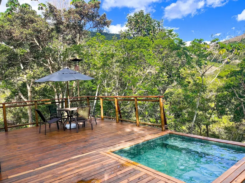 Araçari Cottage. With Pool. Waterfall in the Backyard! - Image 1