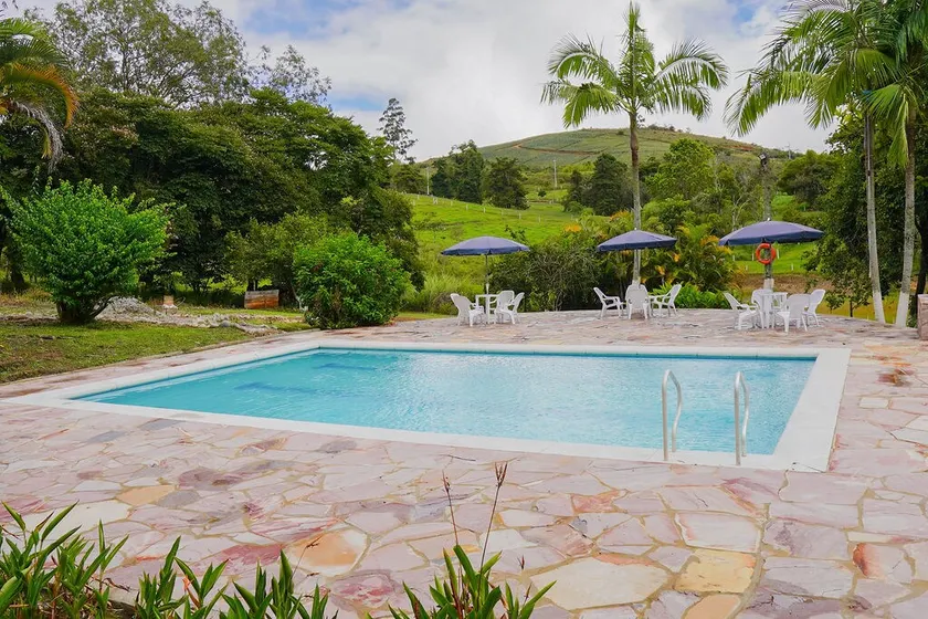 Mesa De Los Santos, Villa Esperanza! - Image 1