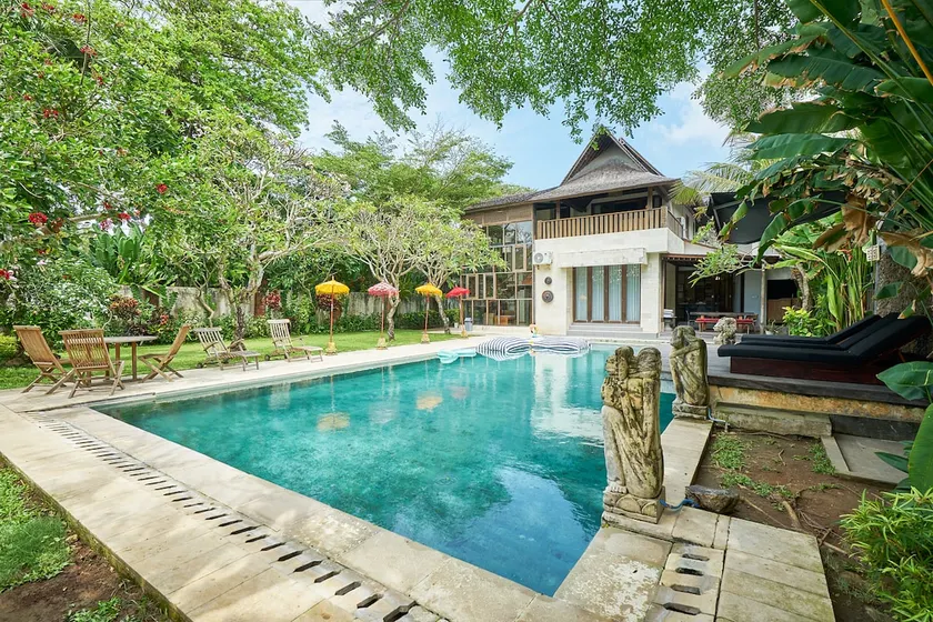 6 BR Villa 100m walk to Pererenan Beach - Image 1