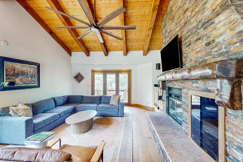 Luxurious 4BR | Fireplace | Deck | W/D - Image 1